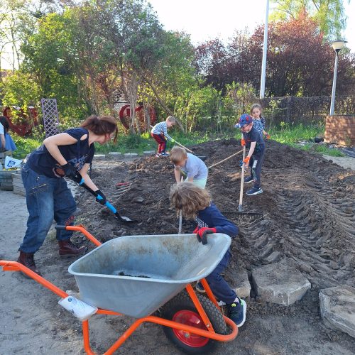 13963c8c-b039-401e-aa22-f9b47e896673